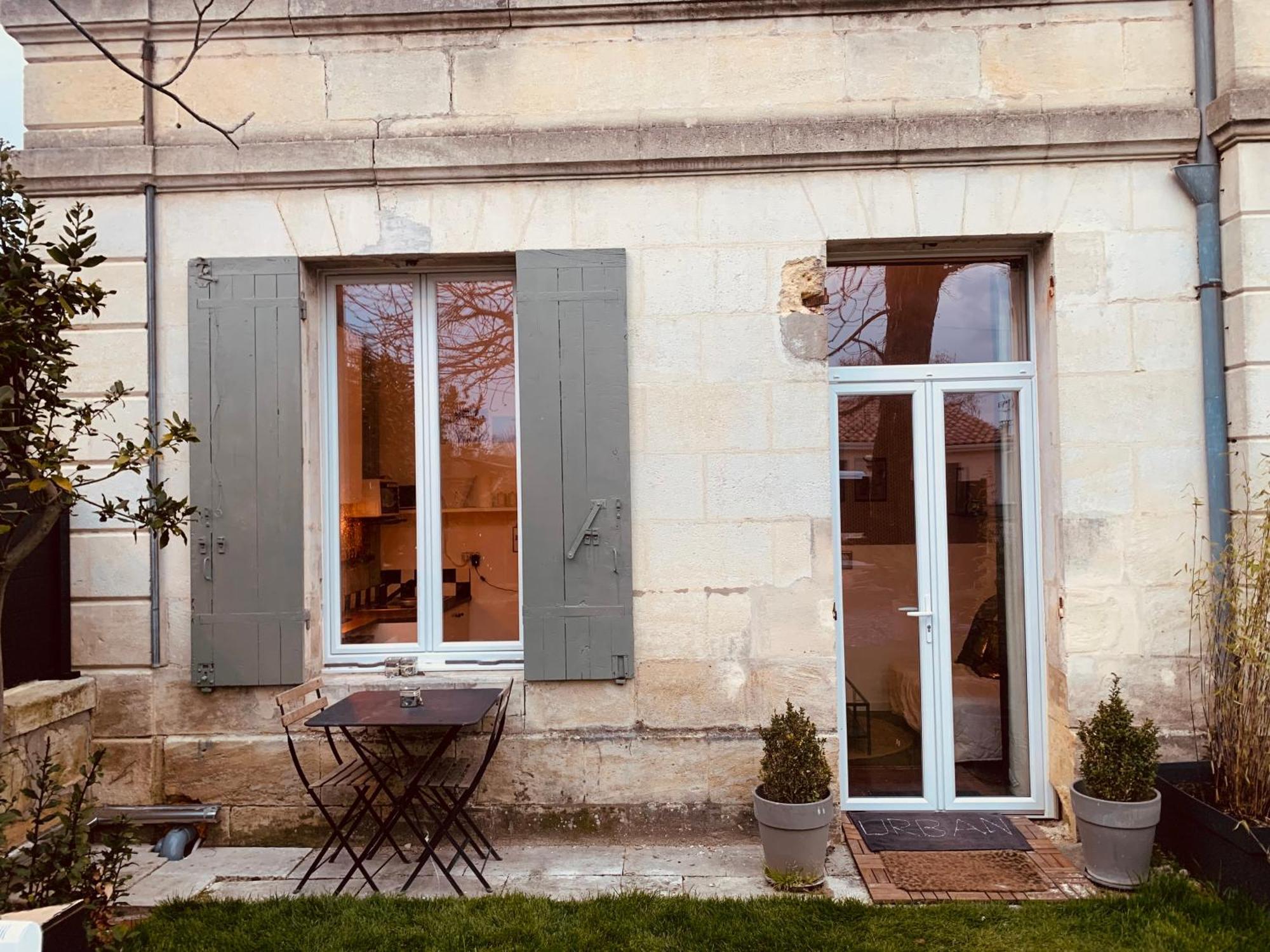 Вилла Escapade Girondine Saint-Sulpice-et-Cameyrac Экстерьер фото