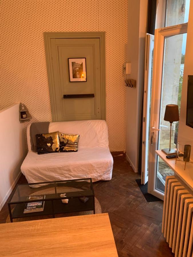 Вилла Escapade Girondine Saint-Sulpice-et-Cameyrac Экстерьер фото