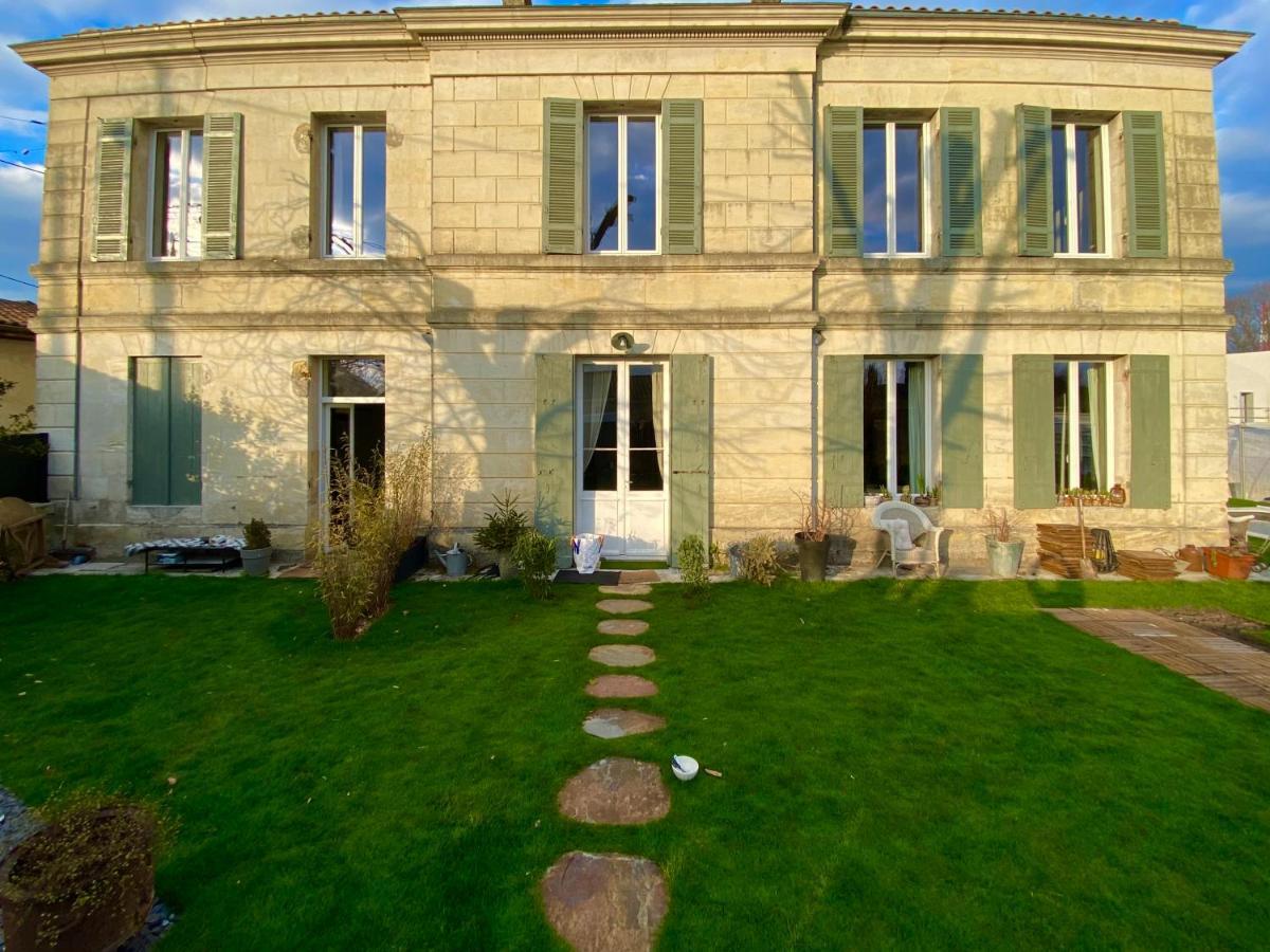 Вилла Escapade Girondine Saint-Sulpice-et-Cameyrac Экстерьер фото