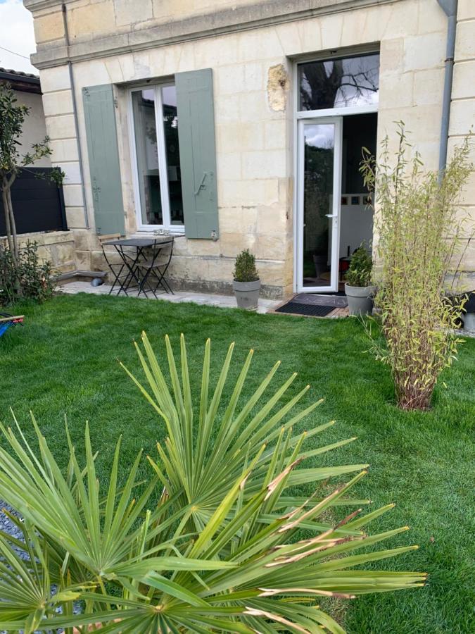 Вилла Escapade Girondine Saint-Sulpice-et-Cameyrac Экстерьер фото