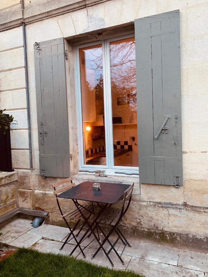 Вилла Escapade Girondine Saint-Sulpice-et-Cameyrac Экстерьер фото